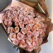 Mother of Pearl Roses Goshen Flower