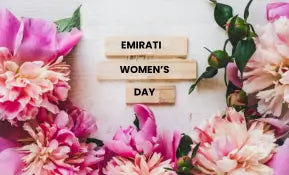 Elegant Emirati Women’s Day flowers bouquet with pink and white roses in Dubai