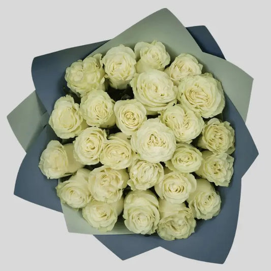 Elegant Ecuadorian white roses with large, fragrant blooms arranged for luxury flower delivery in Dubai.