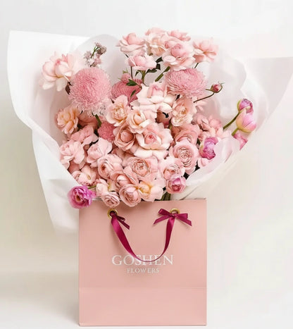 luxury blush pink romantic flower bouquet dubai delivered same day