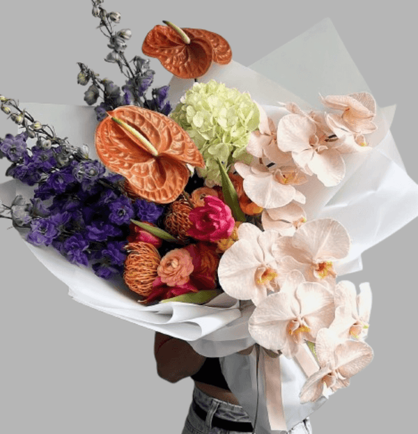 Golden Aura Bouquet